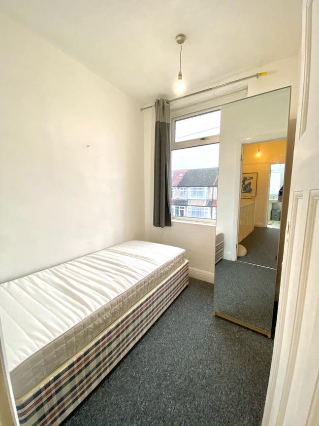 Low Deposit Option!Norbury Class-*Single Occupant Main Photo