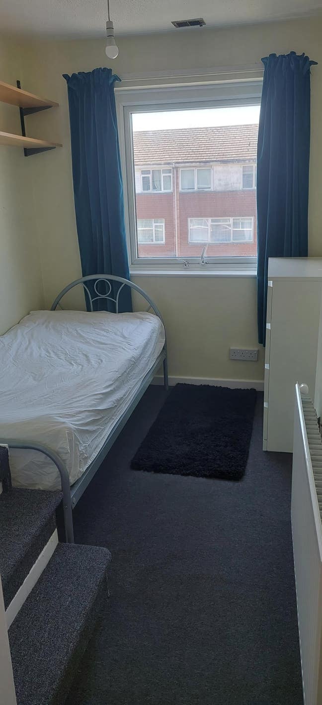 £549single room inc bills, welcoming, Bracknell tc Main Photo