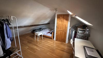 Large Double Room, East London Short Let 3-6 month Main Photo
