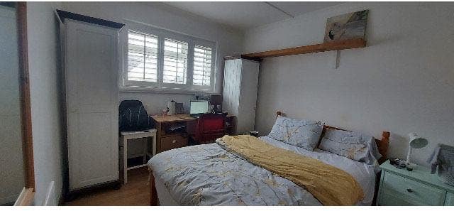 Lovely double room, clean friendly house Main Photo
