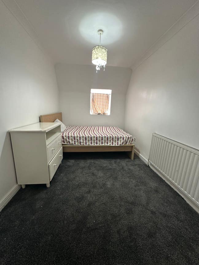 2 Bedrooms @Walthamstow bills included  Main Photo