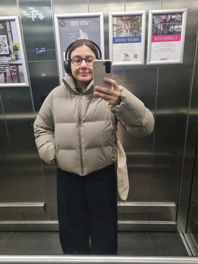 Looking for a flat! Main Photo
