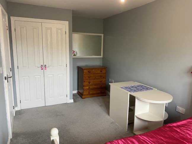 Lovely furnished Double Room-Chichester Main Photo
