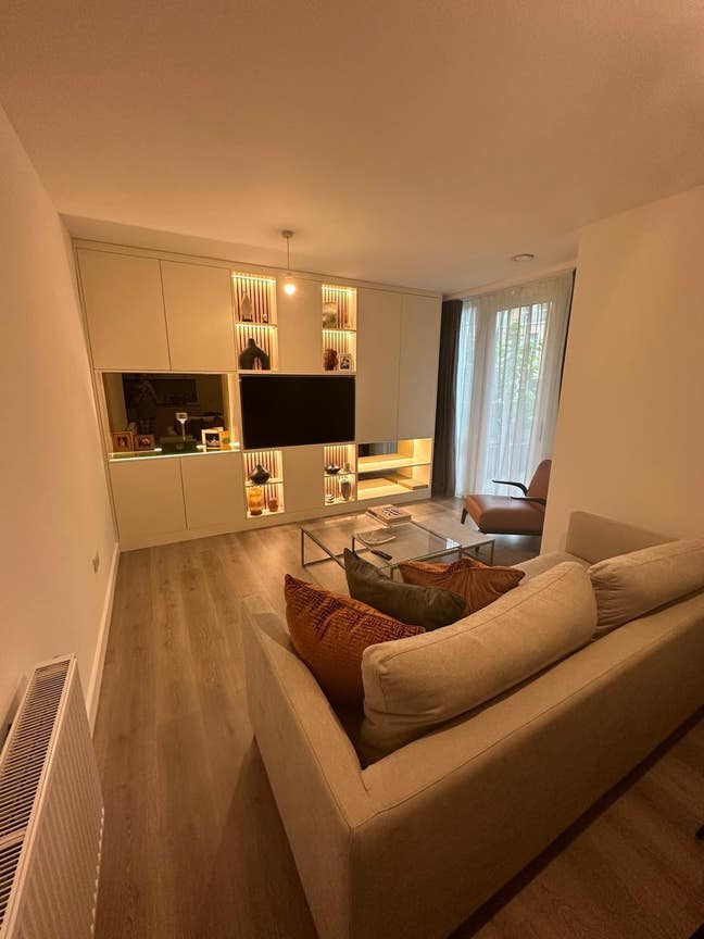 Beautiful Hammersmith Flat Main Photo