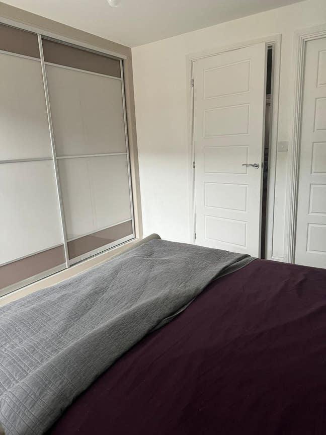 One shared room is available  Main Photo