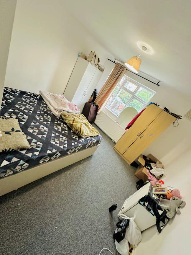 Double Room Available  Main Photo