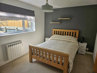 Lovely double room in Salisbury  Main Photo