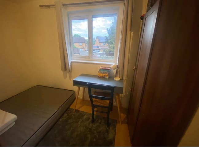 Single room in hayes  Main Photo