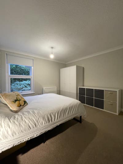 Large Double Room (furnished+bills) Main Photo