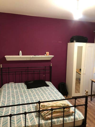 Double Room for Rent- Near Ilford Station Main Photo