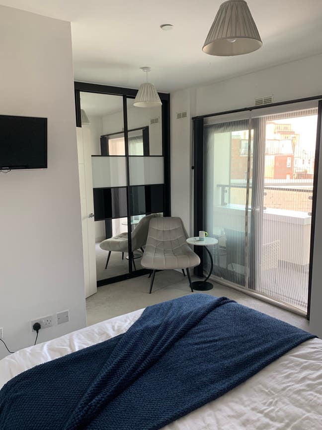 Luxury balcony room in the heart of Southsea  Main Photo