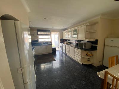 Double room available for couple or single person  Main Photo