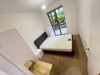 Double Room Available Main Photo