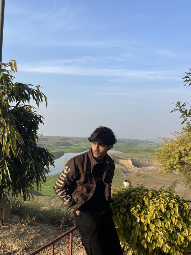 Overseas student,Need a roommate/Buddy-up partner  Main Photo