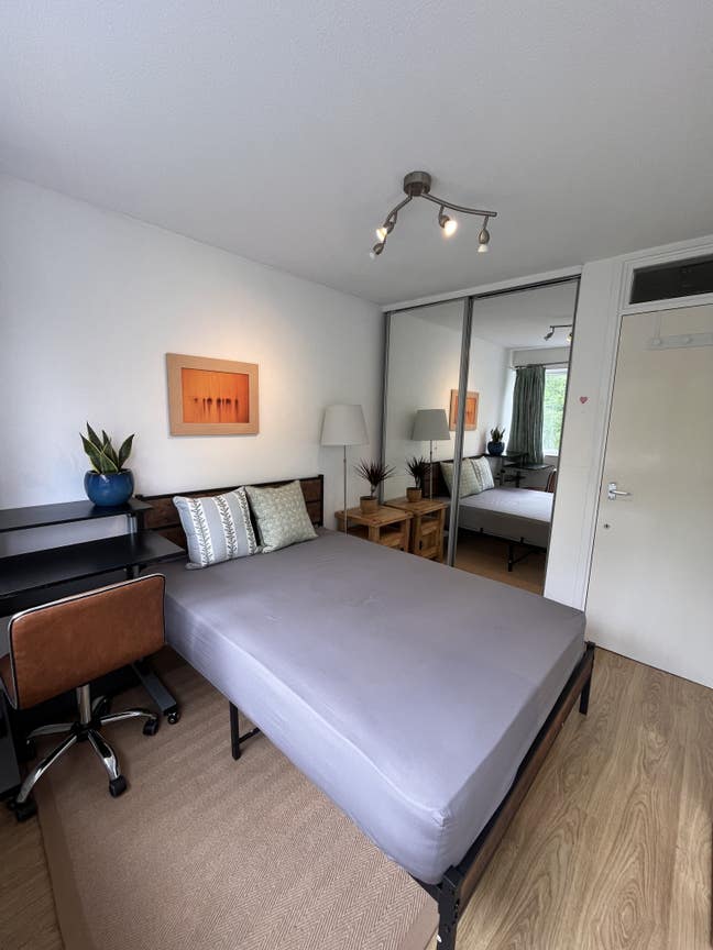 Double Room Southfields - Wandsworth - Wimbledon  Main Photo