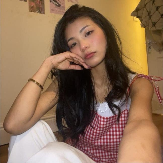 Student Female seeks a single or double room Main Photo