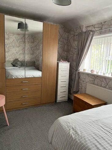 House near the centre Main Photo