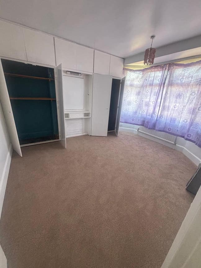 Spacious Rooms for Student accommodation in Leeds Main Photo