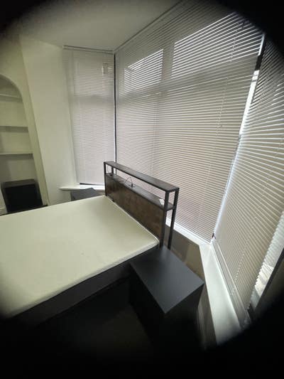 5 bed room furnished HMO house To let  Main Photo