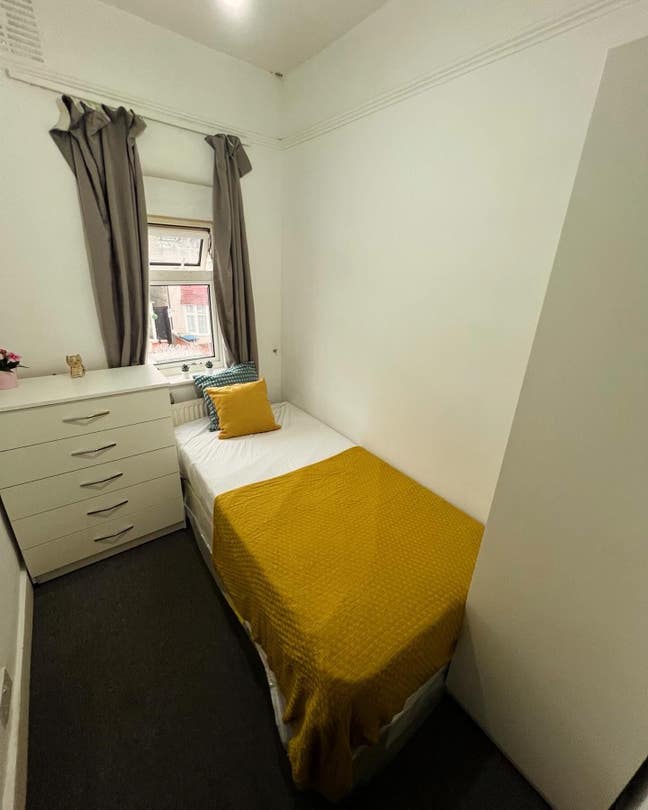 Amazing cheap single room in Sudbury  Main Photo