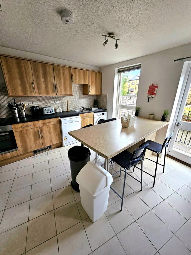 Canada Water Double Room Available! Main Photo