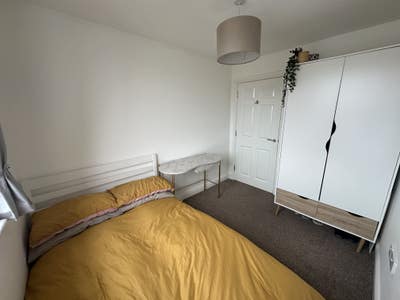 Bright, Fully Furnished Room in Central Newquay Main Photo