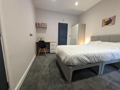 Brand new ensuite house share Main Photo