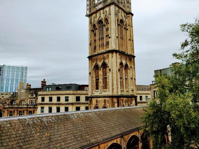 2 bed flat in St Stephen's Street Main Photo