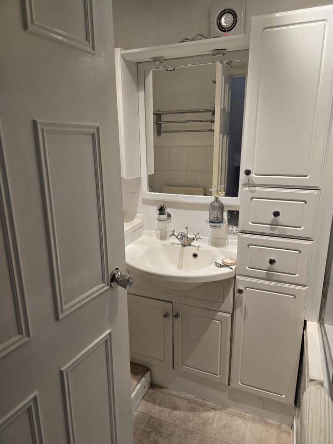 Double Room to rent –  Short term 1-3 Months   Main Photo