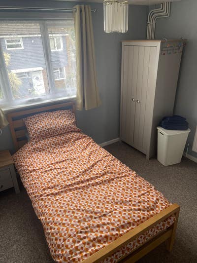 Double Furnished Room for Rent Main Photo