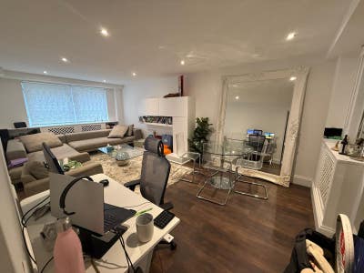 Knightsbridge 1-bed flat  Main Photo