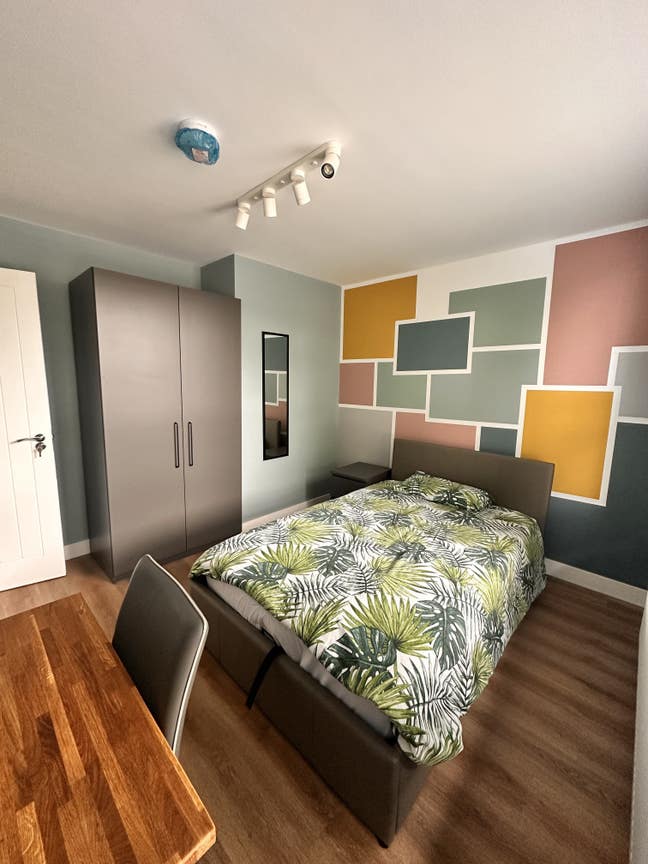 Newly refurb modern 5 bed shared house inc bills  Main Photo