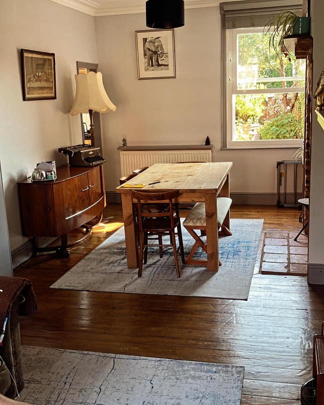 Double Room - Sale (near Dane Road Tram) Main Photo