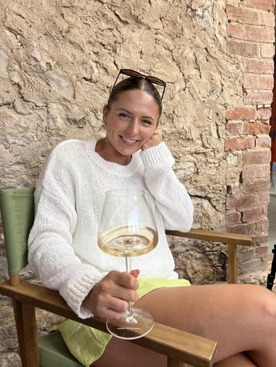 looking for a double room Main Photo