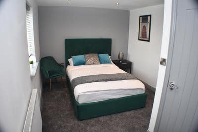 Stylish En-Suite/Bath| Bills inc Sugar Way PE2 9Ra Main Photo