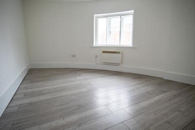 Modern One-Bedroom Flat – Compact, Stylish, and Co Main Photo