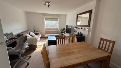 1B flat in Marleybone Main Photo