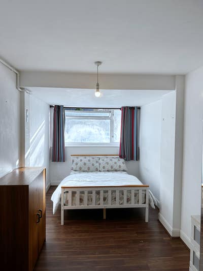 Surbiton Double Room To Rent Main Photo