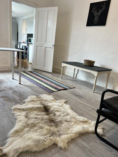 Large Stylish Room for Couple Main Photo