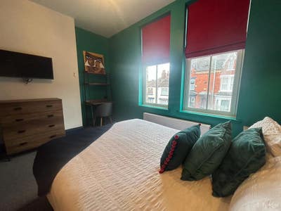 Grange Road....Beautifully Presented Main Photo