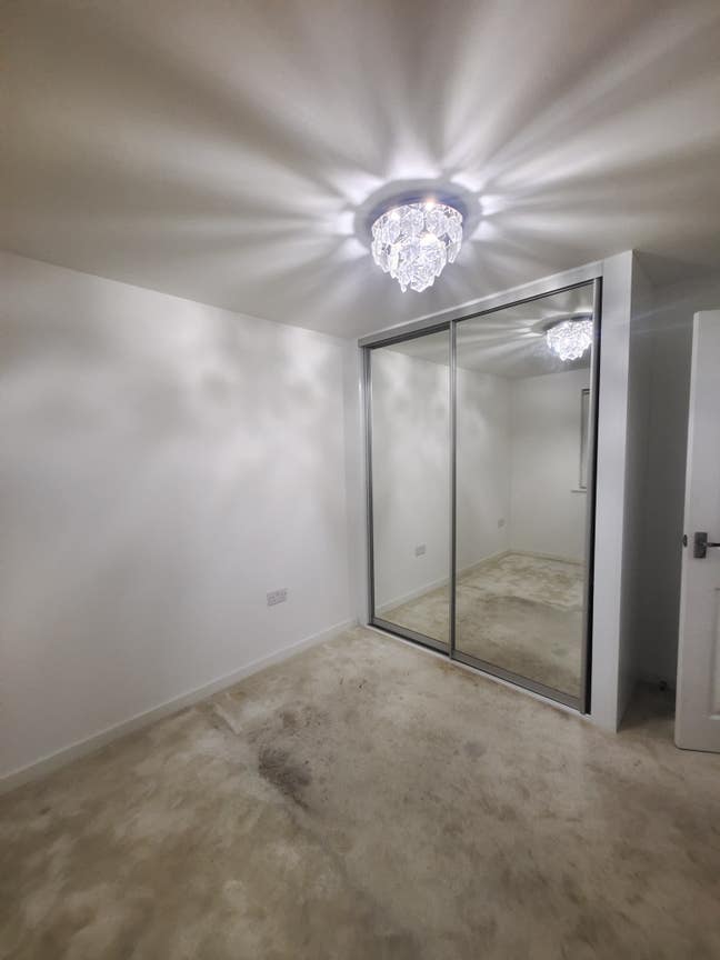 Room for rent  Main Photo