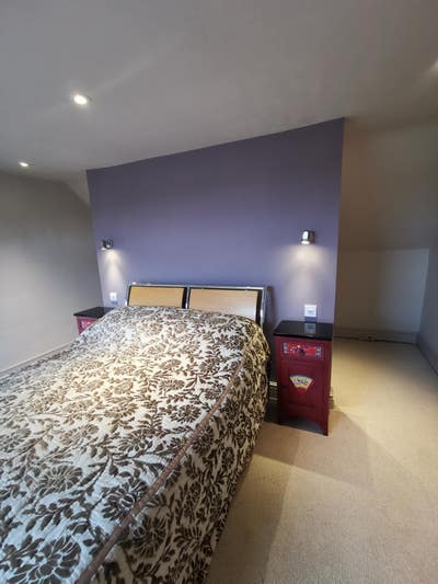 Bedroom suite in Victorian home Main Photo