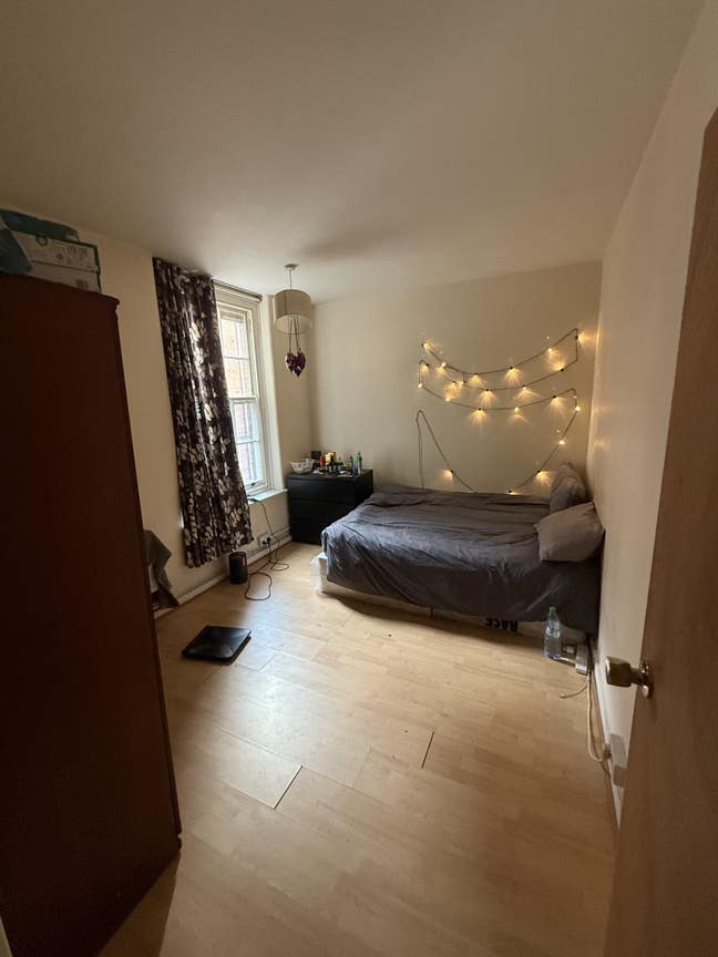 Cosy Big Double Room in Shoreditch Short/Long Term Main Photo