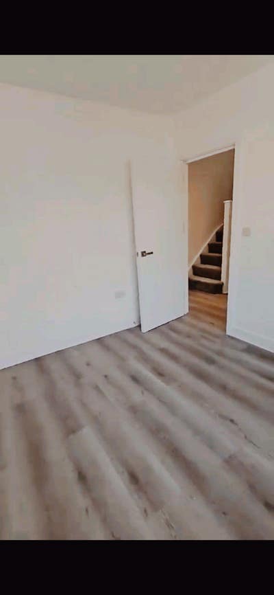 Double  Room  to  Rent  IN  Newham  FOR   E12  Main Photo