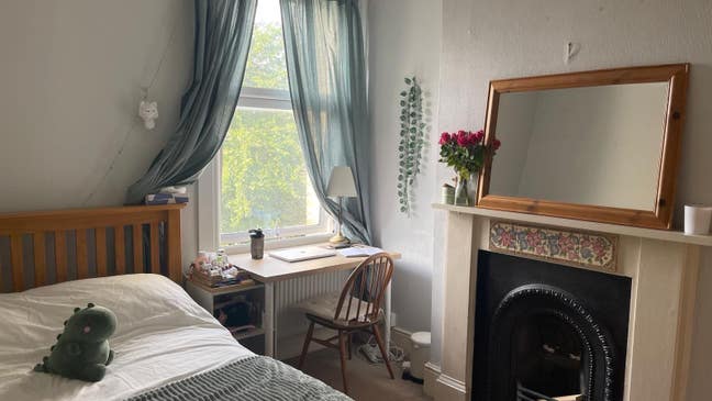 1 single room Main Photo