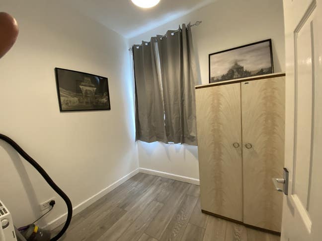 Two rooms  Main Photo
