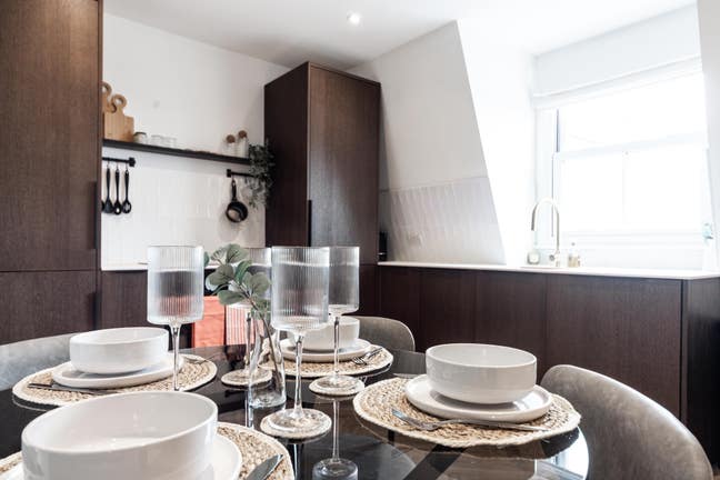 Newly renovated 2-bed flat in heart of Tooting Main Photo