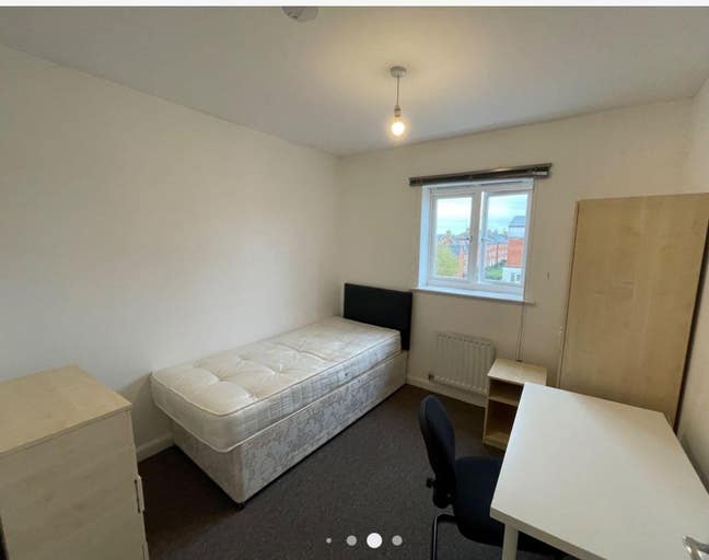 Single Room Close to Dehav Campus 3 Min Walk Main Photo