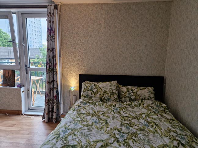 Three double rooms in Deptford for females Main Photo