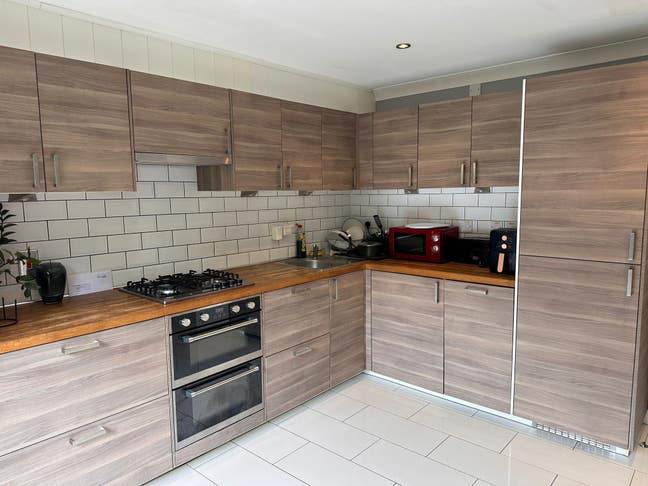 Luxurious Single Room@E14 6BN/Langdon Park Main Photo